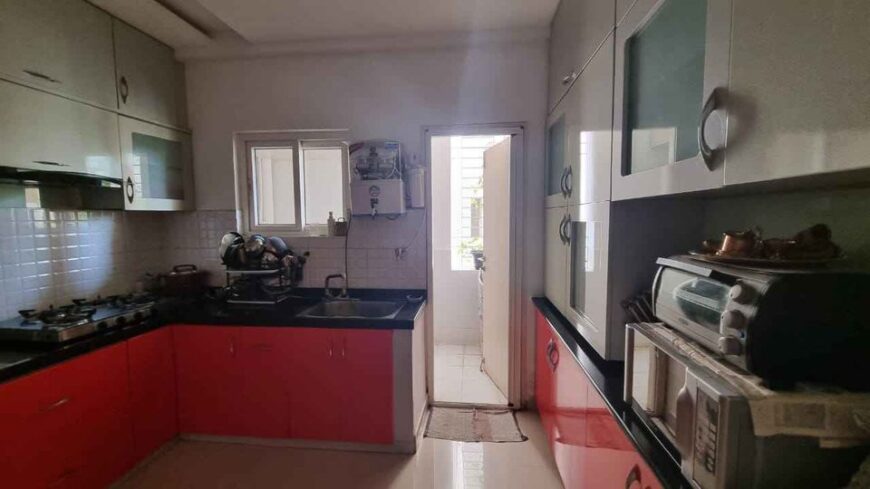 3bhk furnished Resale flat for sale @ Kondapur, Hyderabad – 3 Crores