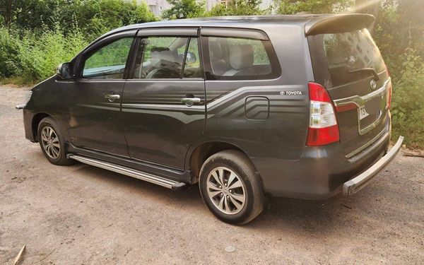 TOYOTA INNOVA ZX for Sale @ Hyderabad – 8.95 lakhs