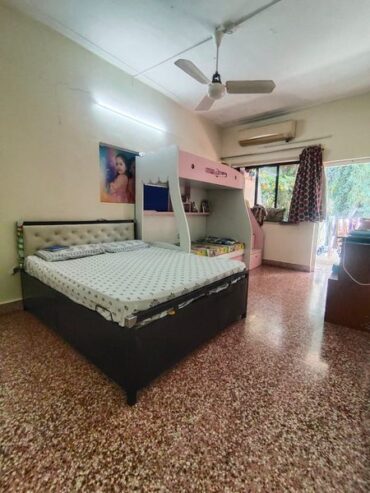 Spacious 3bhk for rent @ Bandra, Mumbai – 1.3 lakhs per month