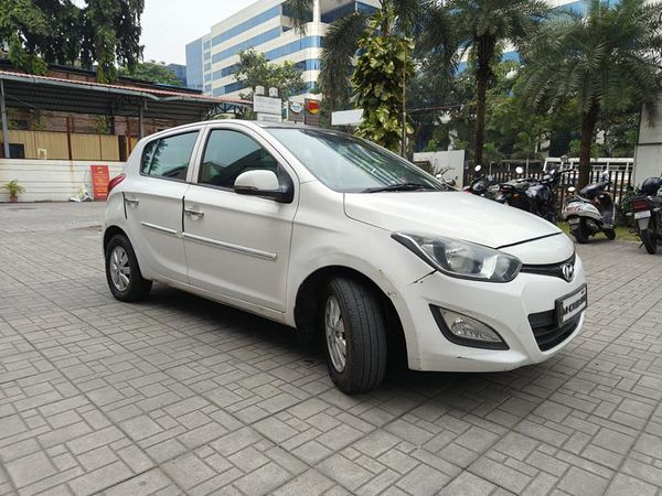 Hyundai i20 Sports for Sale @ Thane, Mumbai – 1.99 lakhs