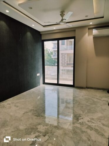 4BHK Flat for Sale @ Delhi