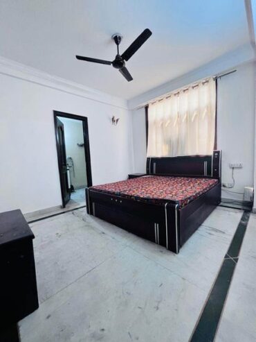 2bhk fully furnished flat available for rent near saket, Delhi – 28k per month