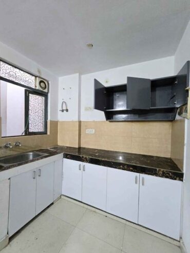 1bhk furnished available in rent (25k)location saket, Delhi