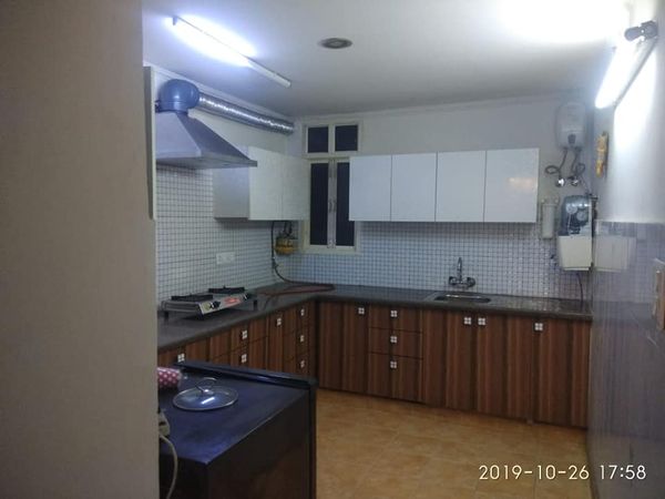 3BHK Flat for Rent @ Delhi – 75k per month