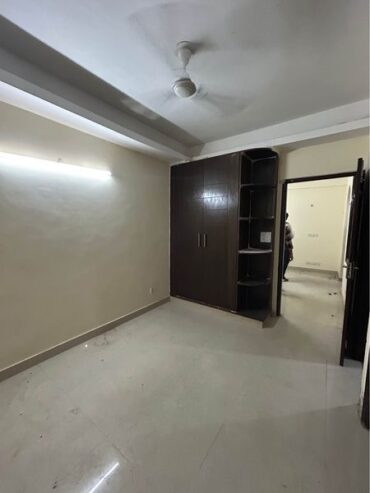 1bhk semi furnished flat available for rent near Saket, Delhi – 9.5k per month