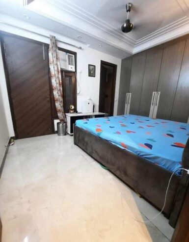 3BHK Flat for Female Roommate Rent @ Saket, Delhi – 15k per month