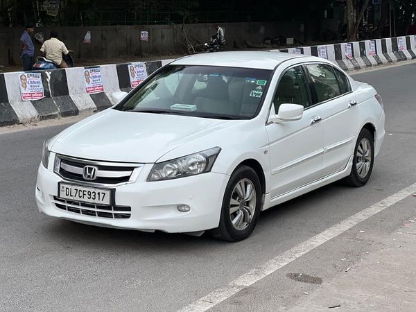 Honda Accord for Sale @ Delhi – 2.45 lakhs