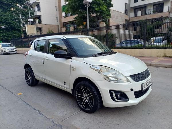 Maruti Swift for Sale @ Delhi – 3.95 lakhs