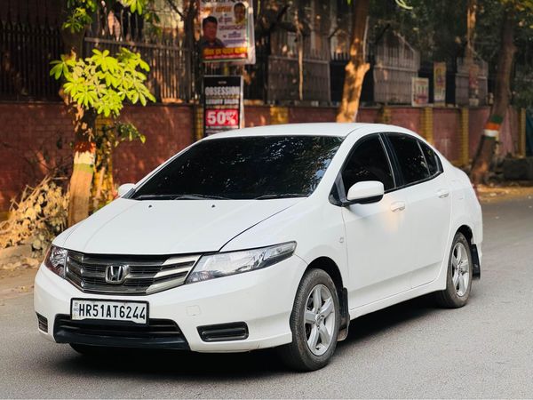 Honda City for Sale @ Delhi – 2.79 lakhs