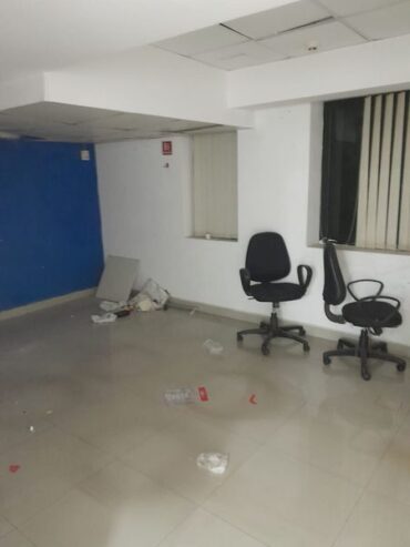 Commercial Semi furnished Office Space 2500 Sqft for Rent at Valasaravakkam, Chennai