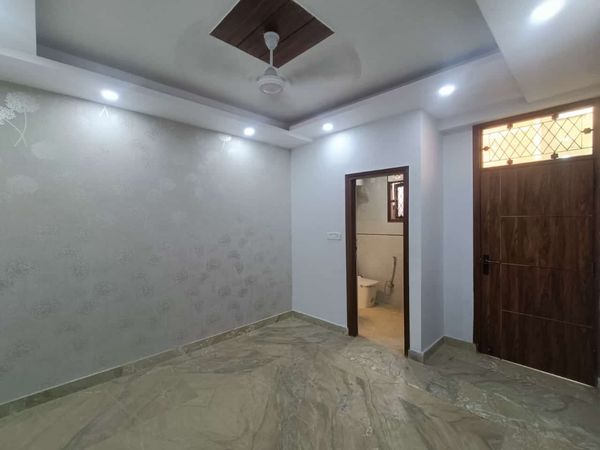 2BHK Independent Flat for Sale @ Saket, Delhi