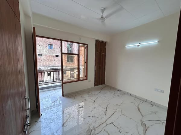 1BHK SEMI FURNISHED Flat for Rent @ Saket, Delhi – 15k per month