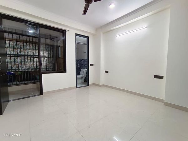 3bhk flat available for rent in Vasant Kunj, Delhi