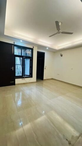 3bhk flat available for rent in Vasant Kunj, Delhi