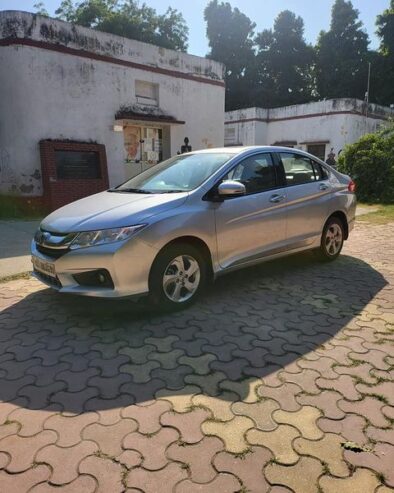 HONDA CITY for Sale @ Delhi – 5.98 lakhs