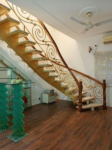 4bhk DDA Semi Furnished apartment for rent @ Vasant Kunj, Delhi