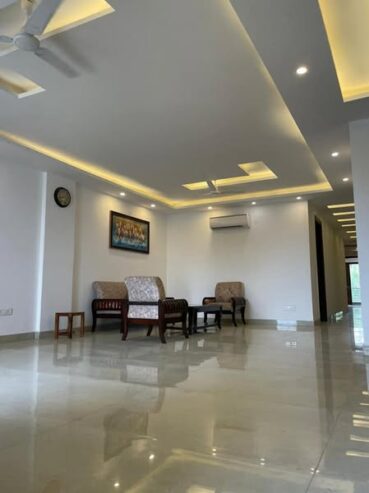 4bhk Semi Furnished apartment for rent @ Vasant Kunj, Delhi