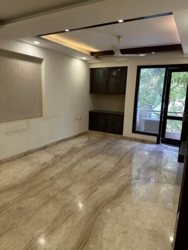 3BHK 200 SQ yrds Flat for Sale @ Gulmohar, Delhi