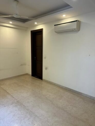 3BHK 200 SQ yrds Flat for Sale @ Gulmohar, Delhi