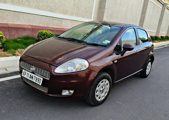 FIAT PUNTO 1.3 for Sale @ Hyderabad – 2.25 lakhs