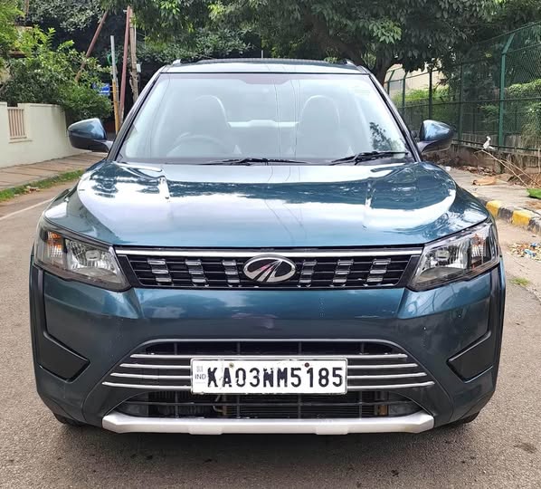 Mahindra XUV300 for Sale @ Bengaluru – 7.65 lakhs