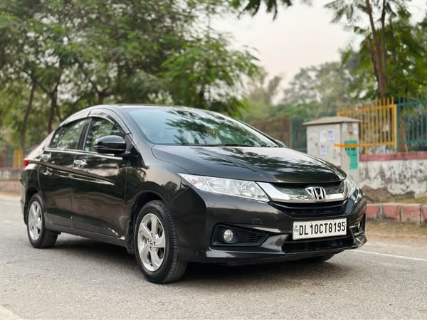 Honda City for Sale @ Delhi – 5.69 lakhs