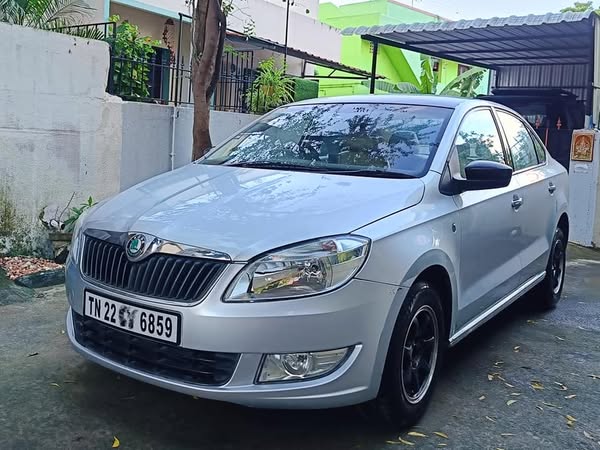 Skoda Rapid for Sale @ Chennai – 2.79 lakhs