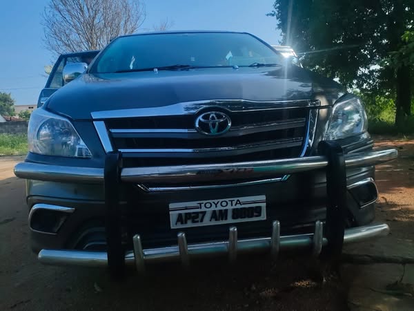 Toyota Innova for Sale @ Hyderabad – 5.7 lakhs