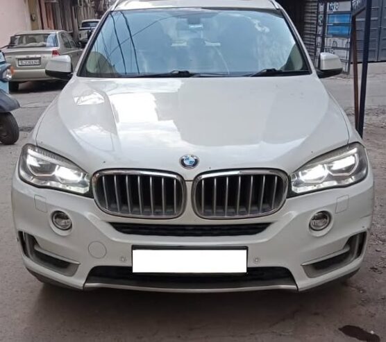 BMW X5-xDrive 30d for Sale @ Delhi – 24.95 lakhs