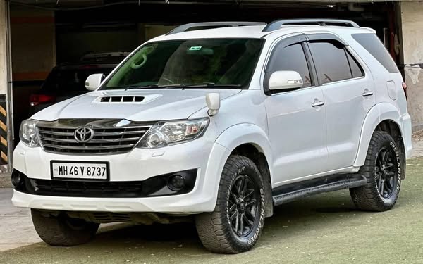 TOYOTA FORTUNER for Sale @ Mumbai – 9.98 lakhs