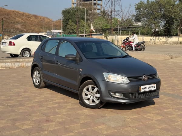 Volkswagen Polo Highline TSI for Sale @ Mumbai – 2.5 lakhs