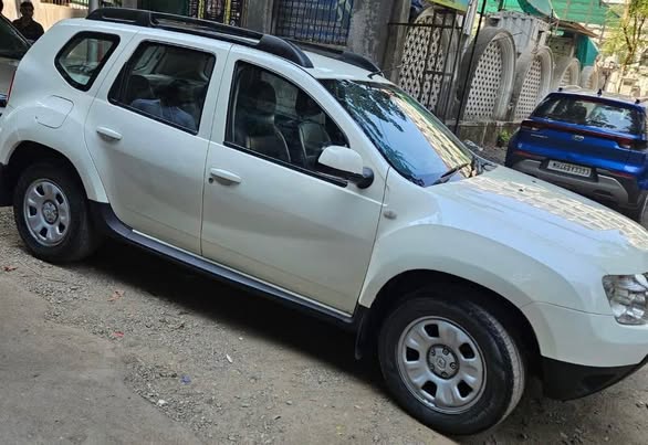 RENAULT DUSTER RXE for Sale @ Mumbai – 2.75 lakhs