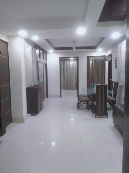 4BHK Flat for Sale @ Saket, Delhi – 1.2 Crores
