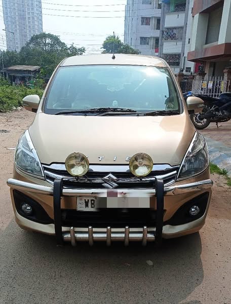 Maruti Suzuki Ertiga VXI for Sale @ Kolkata – 5.8 lakhs