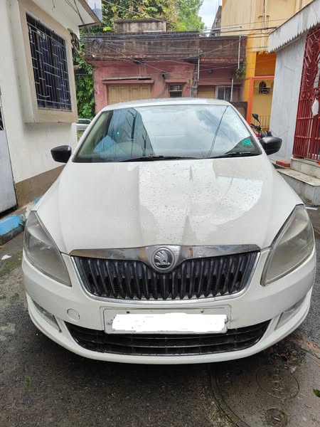 Skoda Rapid for Sale @ Kolkata – 2.25 lakhs