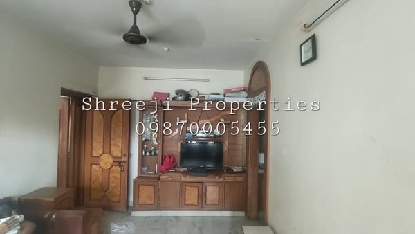 Semi Furnished 2BHK for rent @ Thane, Mumbai