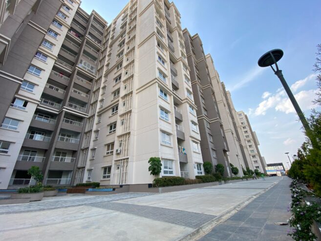 Ready-to-Move Luxury Flats 2 & 3BHK For Sale in SKygrand Kalkere Agara Main Road