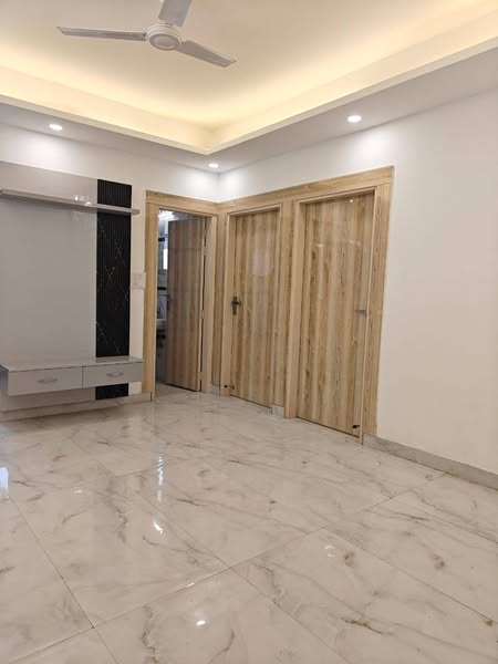 2 BHK FLAT AVAILABLE FOR RENT IN SAKET , Delhi – 22k per month