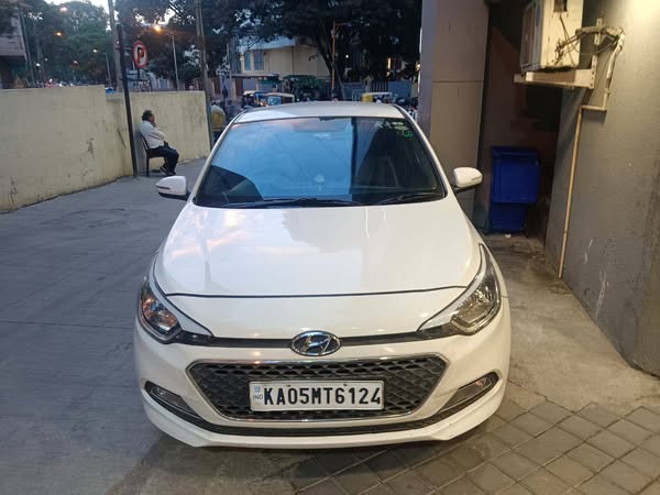 Hyundai I20 Sportz for Sale @ Bangalore – 5.5 lakhs