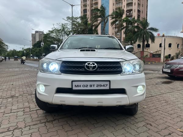 TOYOTA FORTUNER for Sale @ Mumbai – 7.75 lakhs