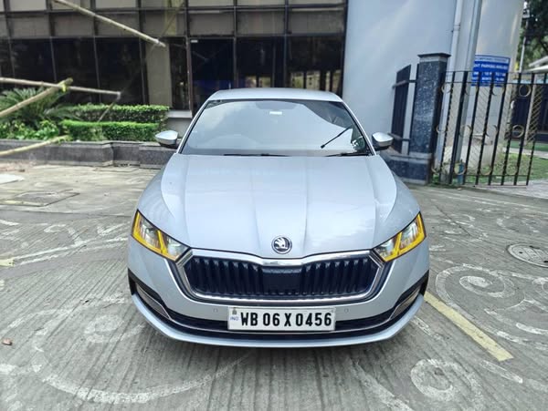 SKODA OCTAVIA L&K TSI for Sale @ Kolkata