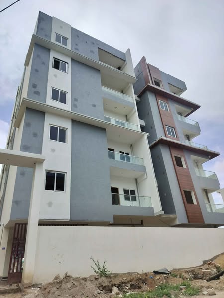 3𝘽𝙃𝙆 𝙁𝙡𝙖𝙩 𝙁𝙤𝙧 𝙎𝙖𝙡𝙚 𝙖𝙩 𝙆𝙤𝙝𝙞𝙣𝙤𝙤𝙧, Hyderabad