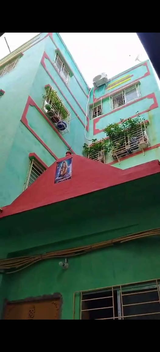 2BHK NEW Flat available just Rs. 15 lakhs at Haltu Kolkata