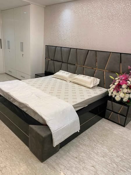 3BHK Flat for Rent @ Kailash Nagar, Delhi