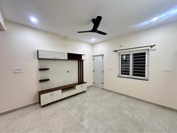 2bhk semi furnished Flat in Sarjapura road, Bangalore – 34k per month