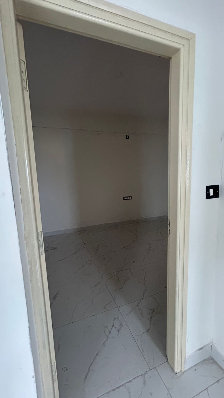 High 2 & 3BHK Luxury Apartments – Prime Location