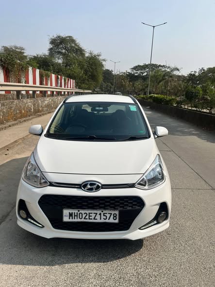 Hyundai i10 Sportz for Sale @ Mumbai