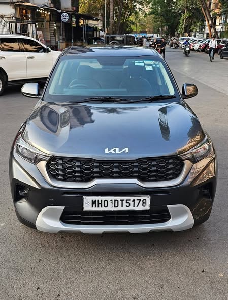 Kia Sonet for Sale @ Mumbai – 8.75 lakhs