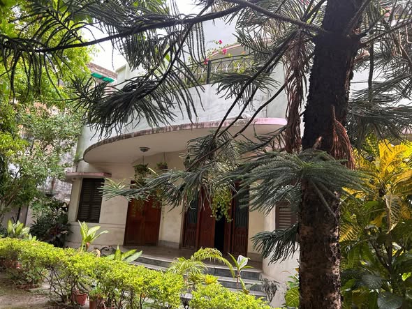 Luxury Villa for Sale – New Alipur, Kolkata – 13 Crores