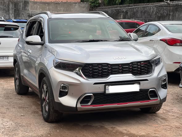 Kia Sonet for Sale @ Kolkata – 7.9 lakhs